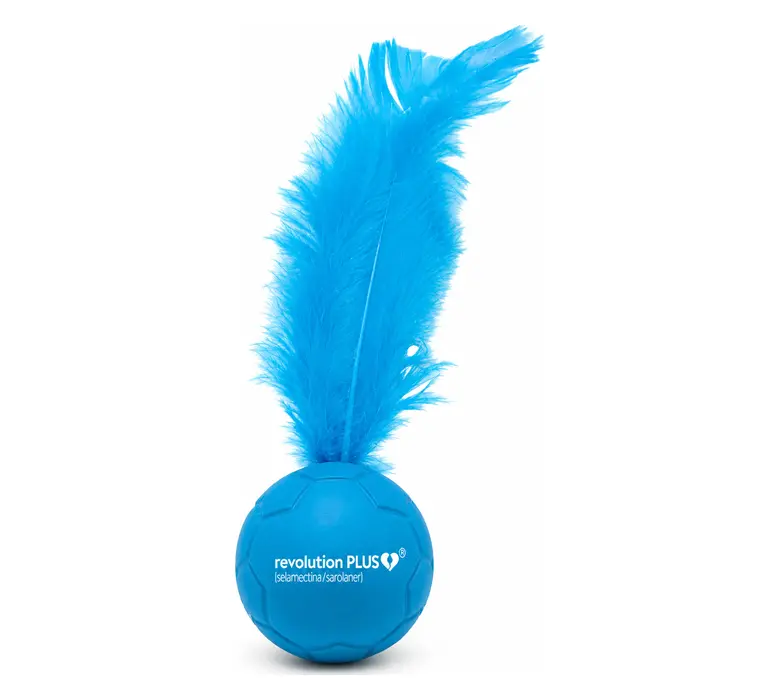 Cat ball com pena produzido pela KB para Revolution Plus